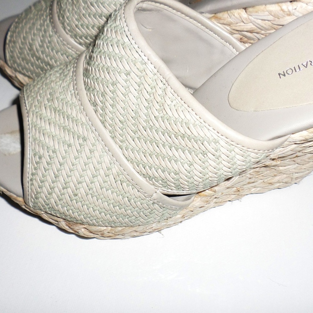 BCBG espadrille wedge heel peep toe slides - Picture 6 of 7